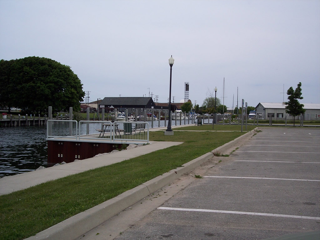 02-07-02.jpg 02-07-02.jpg