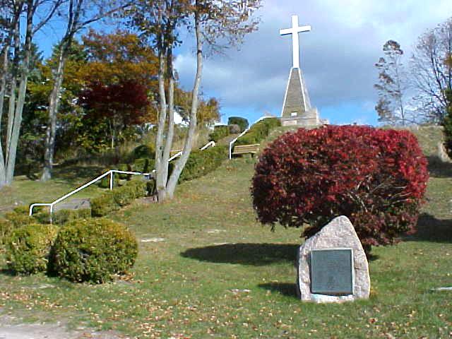 father_marquettes_shrine.jpg father_marquettes_shrine.jpg
