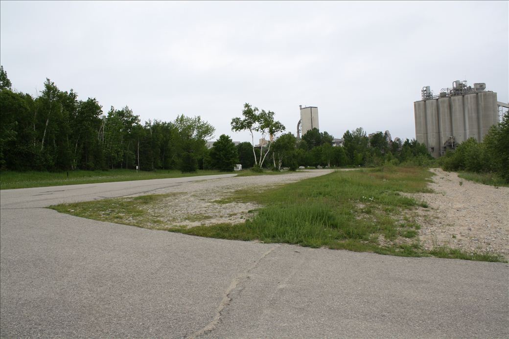Lakeshore Dr Boat Launch