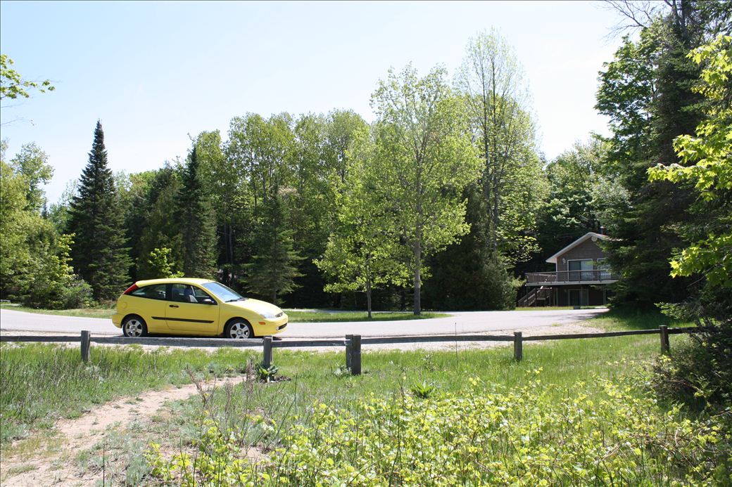 Michigan Trail road end