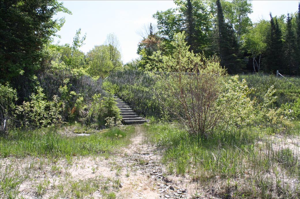 Michigan Trail road end