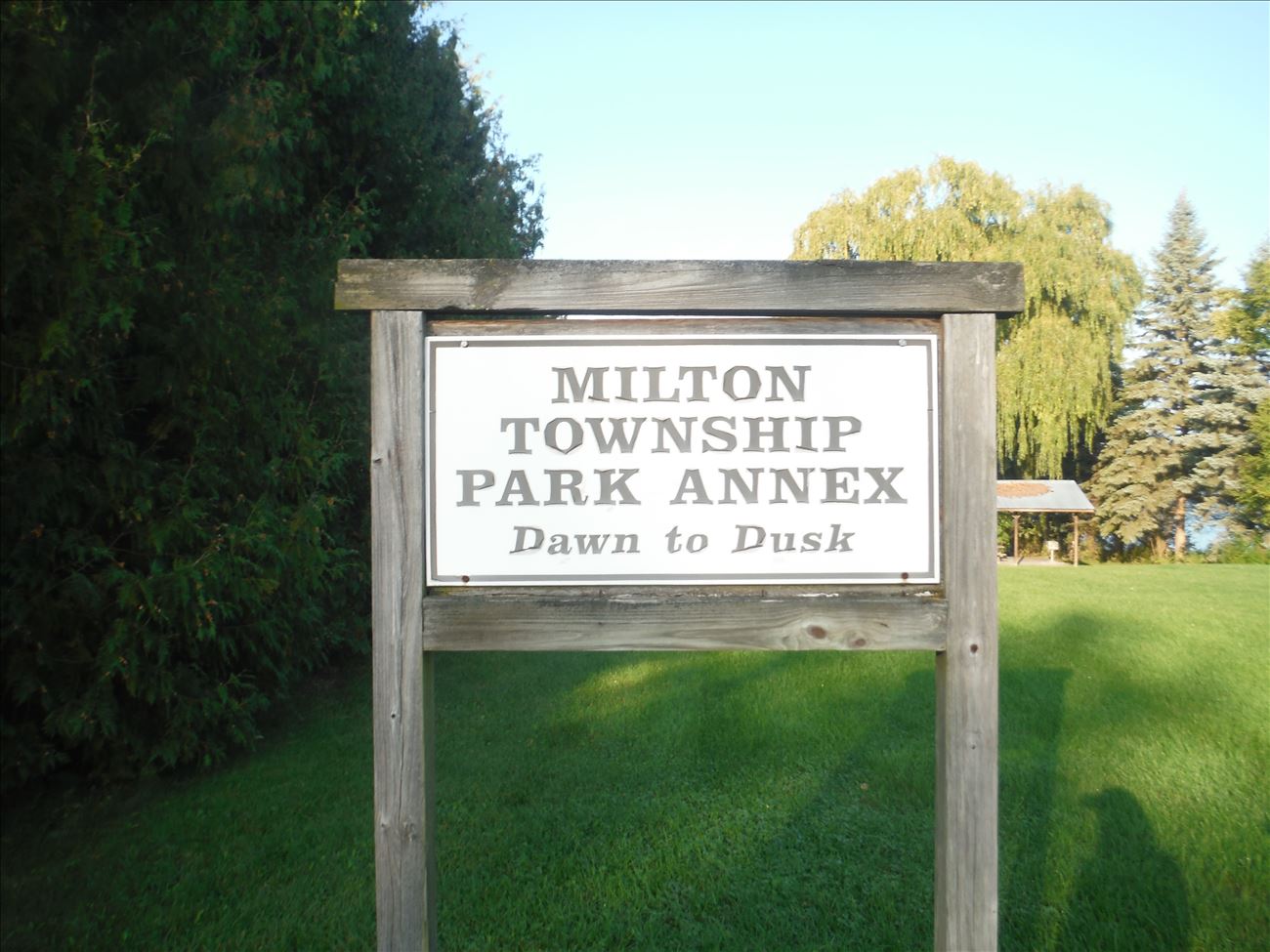 milton_park.jpg milton_park.jpg