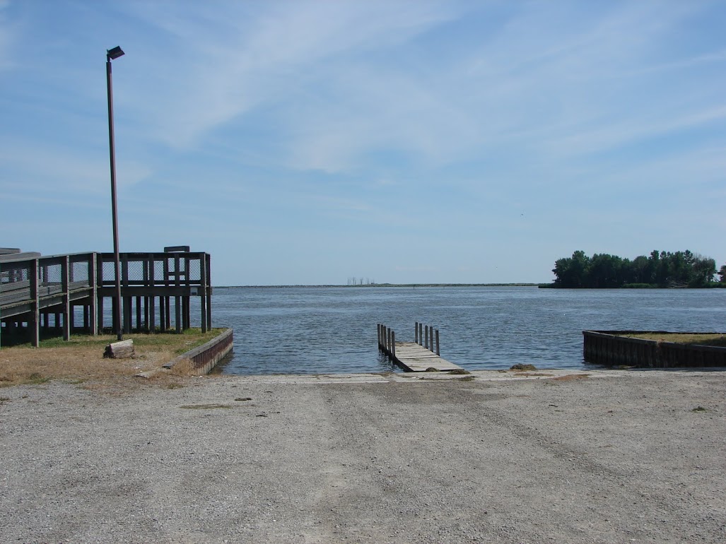 pte_mouillee_boat_launch.jpg pte_mouillee_boat_launch.jpg