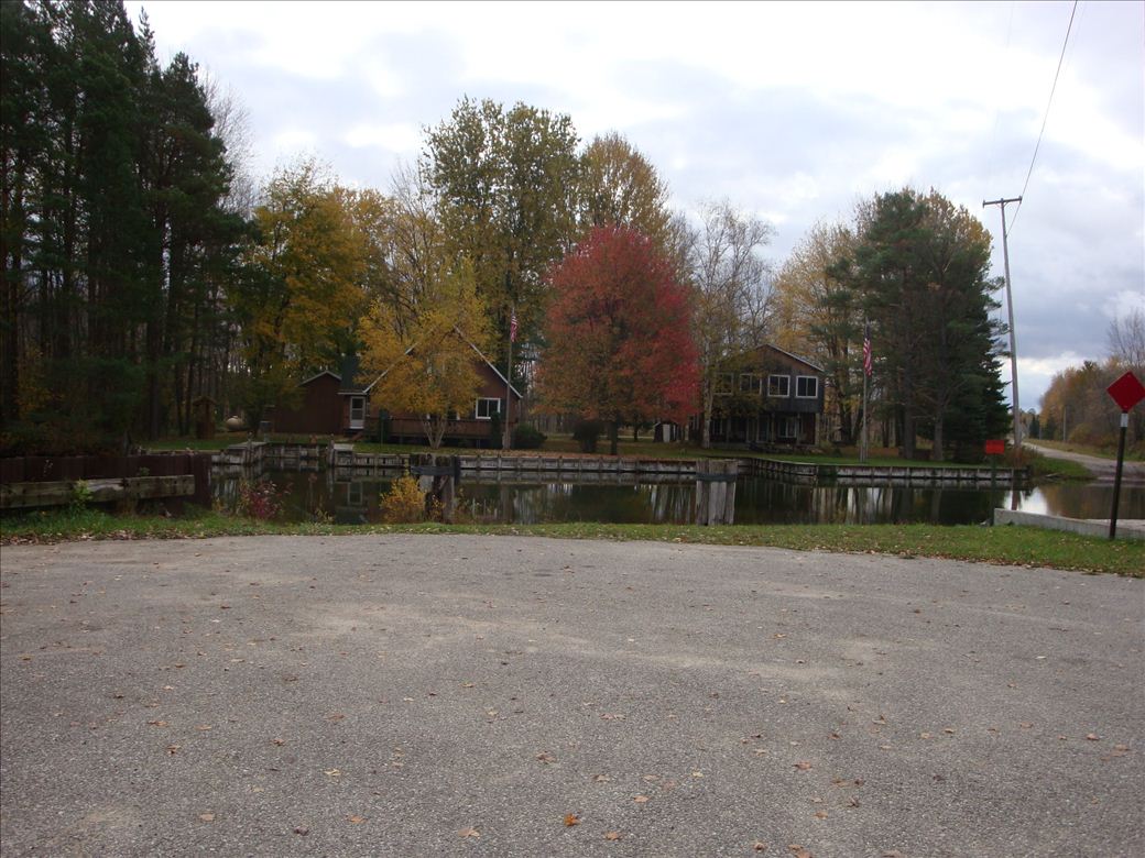 snider_road_end_1.jpg snider_road_end_1.jpg